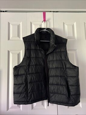 ❤️ CLOSET CLEAR OUT!! 🎉 Abercrombie & Fitch Puffer Vest